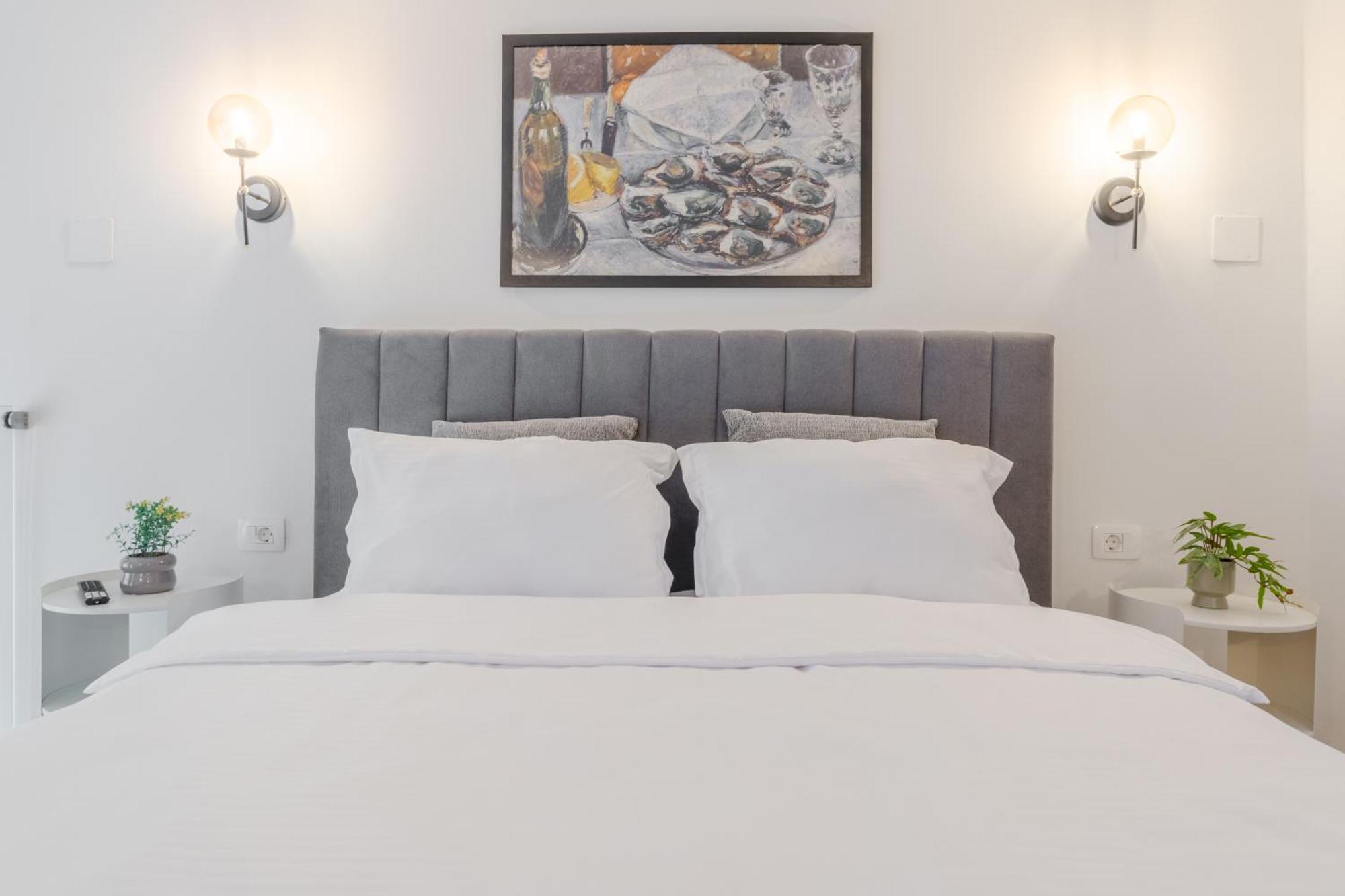 Apartament Ultra-Central Lux + Free Parking + Self Check-In Oradea Eksteriør billede